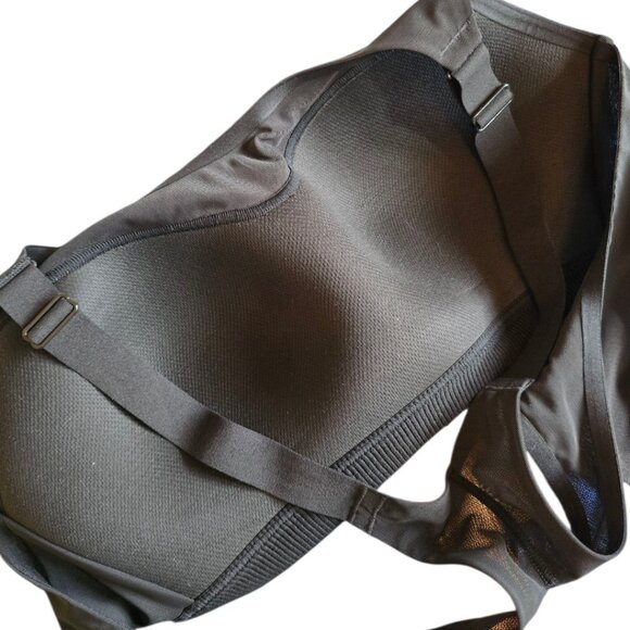 NWOT - VICTORIA'S SECRET On Point Incredible High Impact Sports Bra sz 36C - Picture 7 of 8